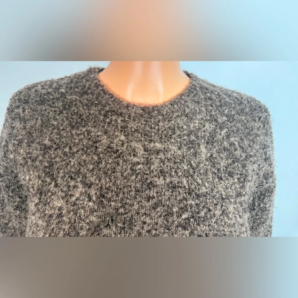 Zara Sleeve crewneck sweater - Picture 6 of 12